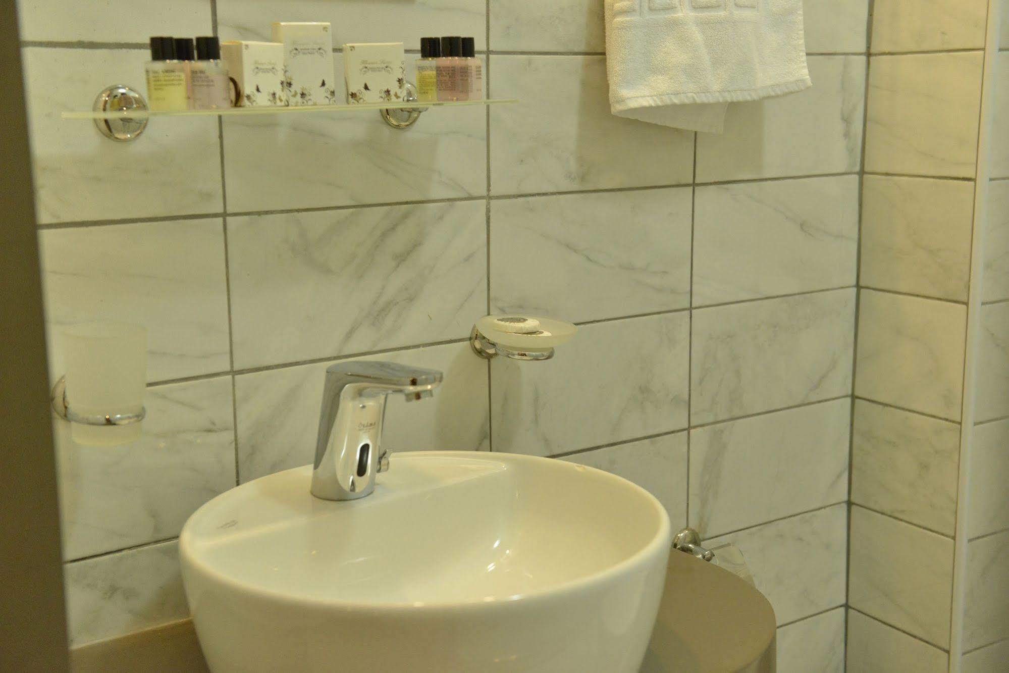 Turkeli Otel Istanbul Ngoại thất bức ảnh