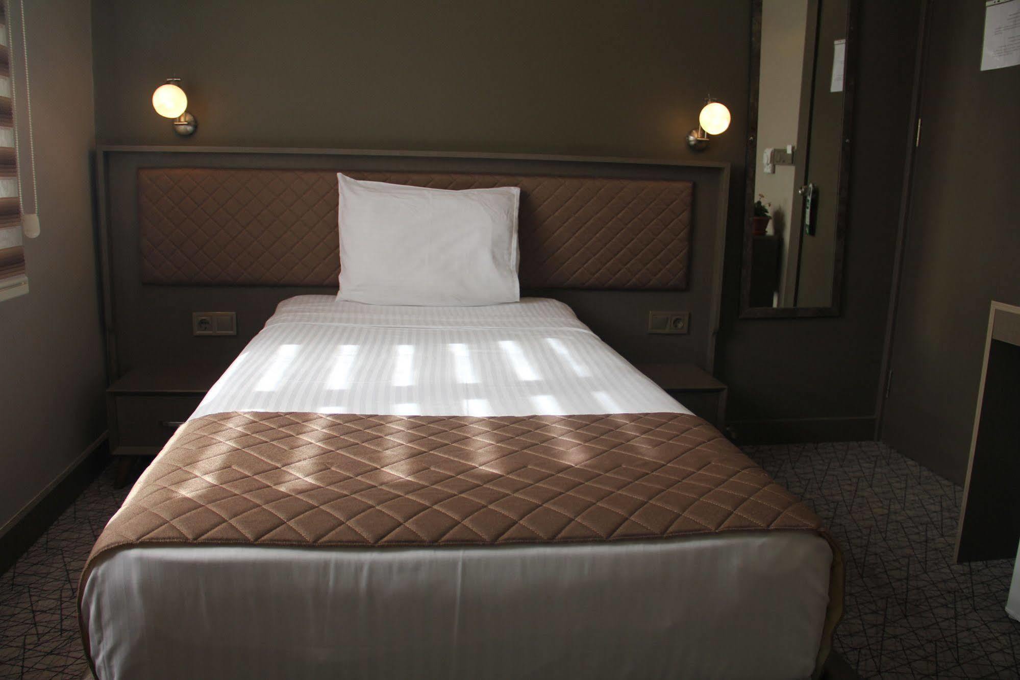 Turkeli Otel Istanbul Ngoại thất bức ảnh